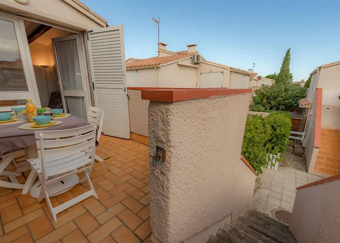 Les Casellas By Interhome Apartman